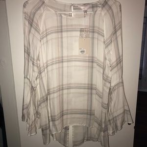 NWT: White/gray/ tan bell sleeve shirt